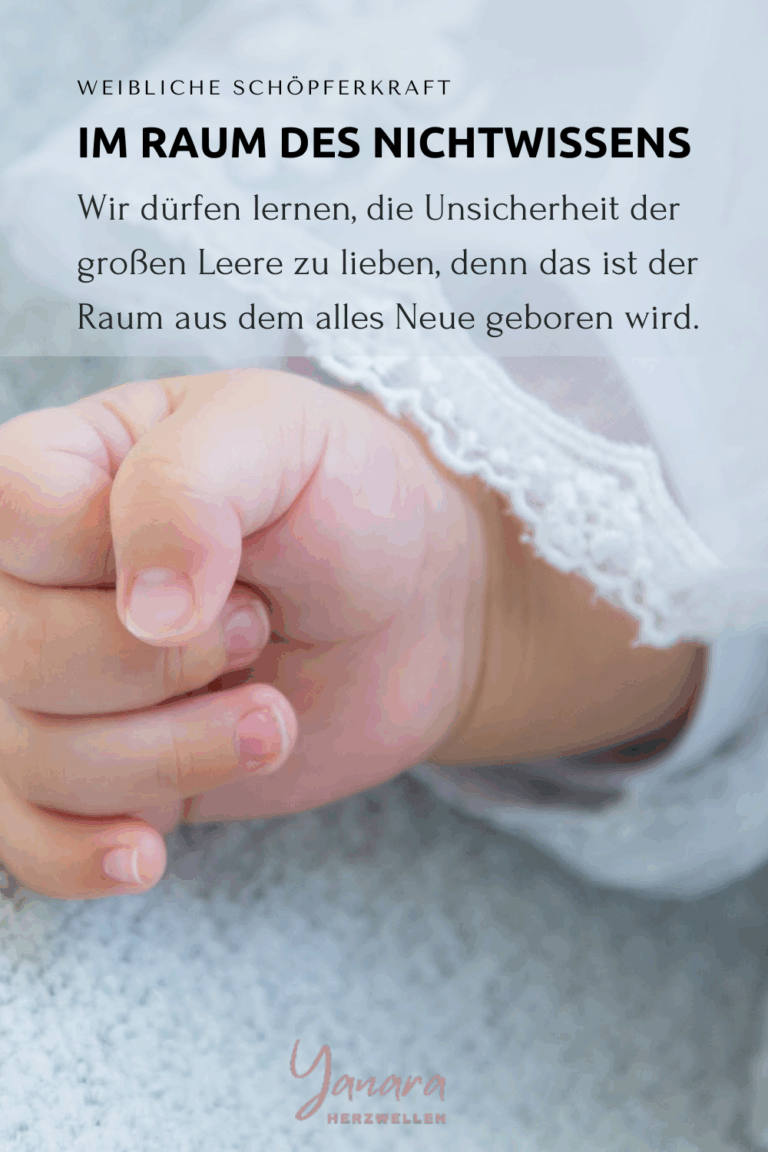 Heilung und Manifestation verlaufen in Spiralen, nicht linear. Erfahre, wie wahre Schöpfung aus Präsenz und Vertrauen in die Leere entsteht.