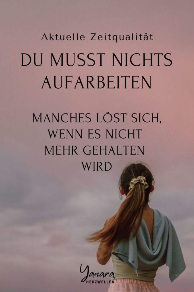 Nicht alles braucht Analyse. In der aktuellen Zeitqualität lösen sich alte Seelenverträge und Schutzrollen oft dort, wo der Körper aufhört, festzuhalten. Ein stiller Artikel für Menschen, die viel getragen haben.