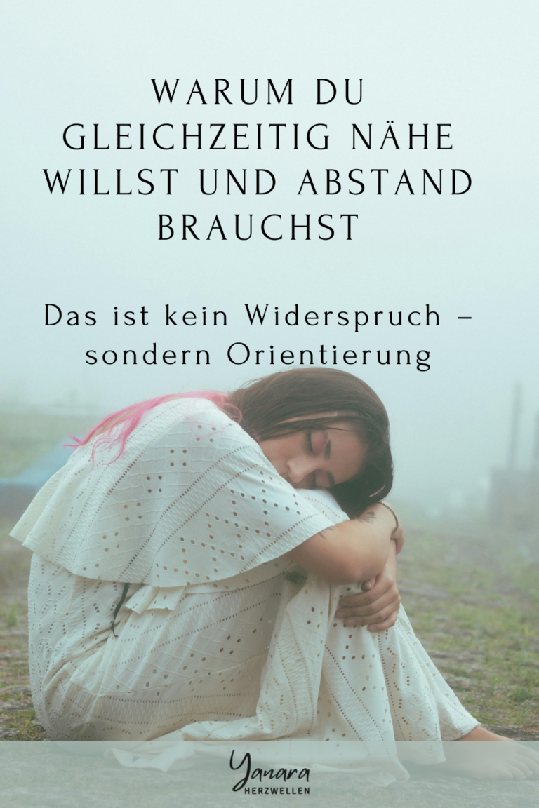 Du möchtest Verbindung und brauchst gleichzeitig Raum? Dieses innere Hin-und-Her ist oft kein Zweifel, sondern ein Übergang. Warum Gegensätze nebeneinander stehen dürfen. Und wie daraus neue Orientierung entstehen kann.